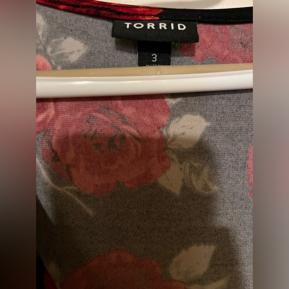 Torrid floral top - Picture 4 of 4